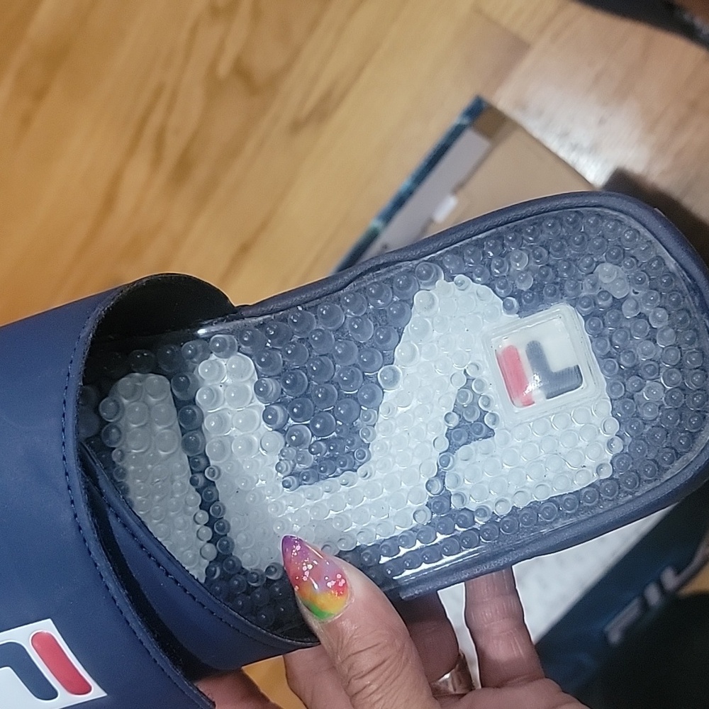 Fila - Picture 5 of 6